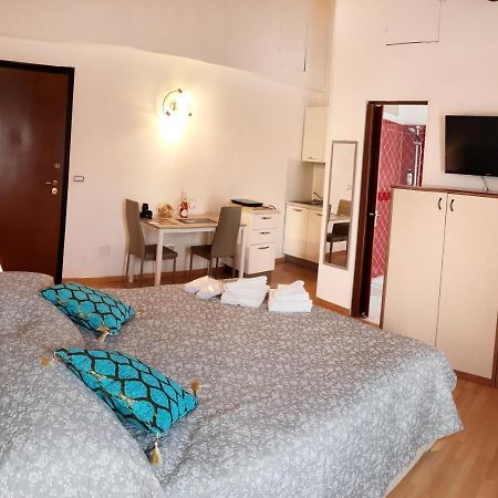 Da Enzo Hotell Desenzano del Garda Eksteriør bilde