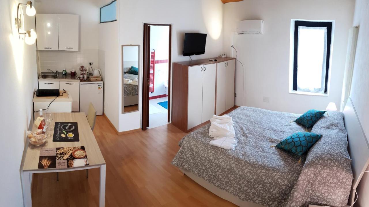Da Enzo Hotell Desenzano del Garda Eksteriør bilde